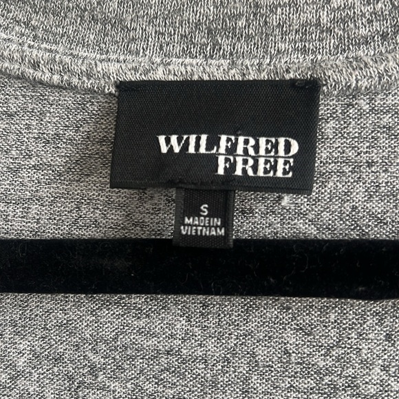 ARITZIA Wilfred Free v neck sweater - Picture 3 of 6